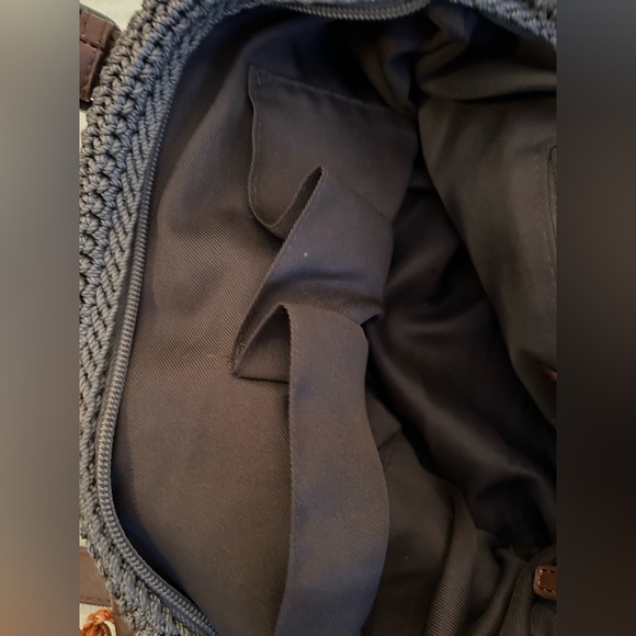 TheSak crochet bag, zipper close, lined 2strap, taupe, logo dangle + colorsplash - Picture 2 of 12